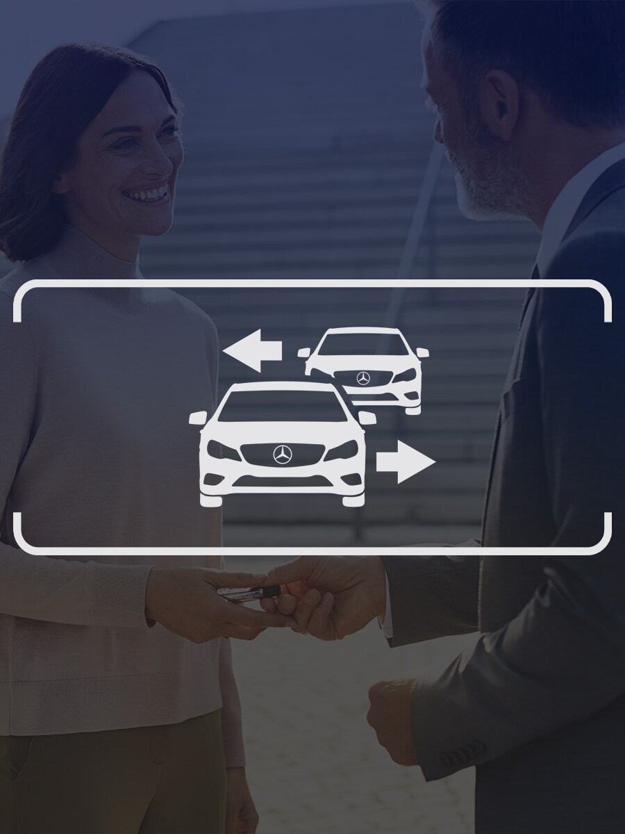 Hvidt ikon af ombytning af biler