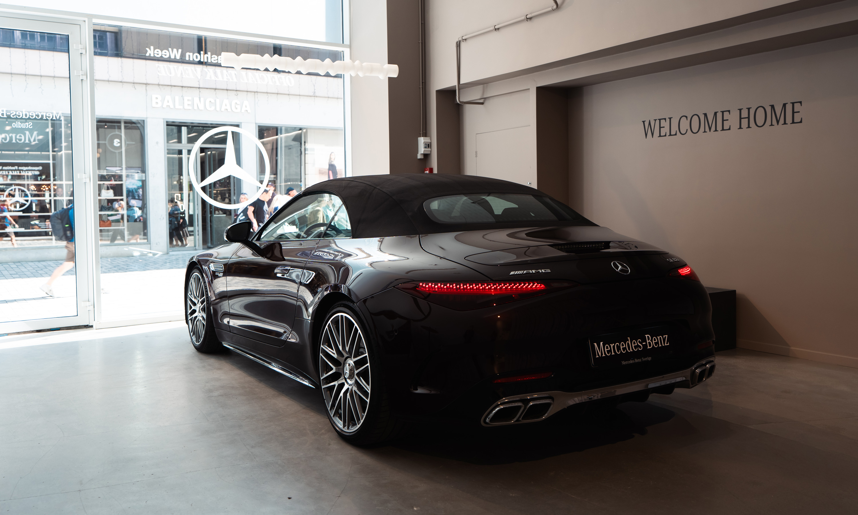 Teaser for åbningen af Mercedes-Benz Studio Copenhagen i Købmagergade 3