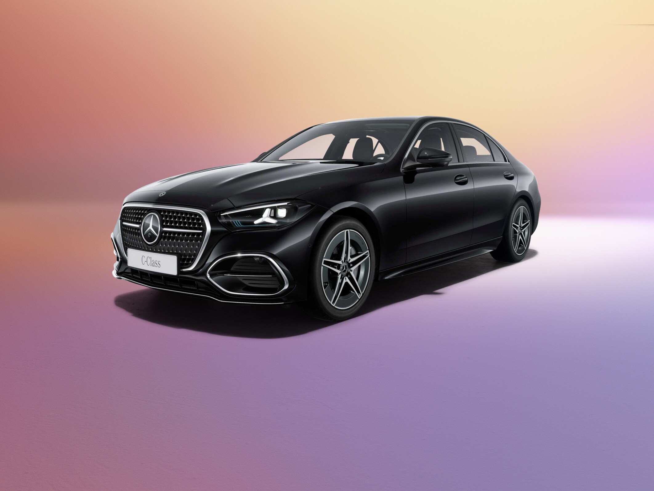 Sort Mercedes-Benz C-Klasse Sedan set skråt forfra