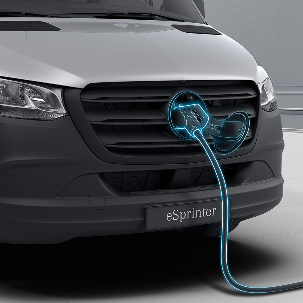 FAQ Mercedes-Benz eSprinter Kassevogn | Mercedes-Benz Vans Mercedes-Benz eSprinter Kassevogn med ladekabel tilsluttet ved kølergitteret