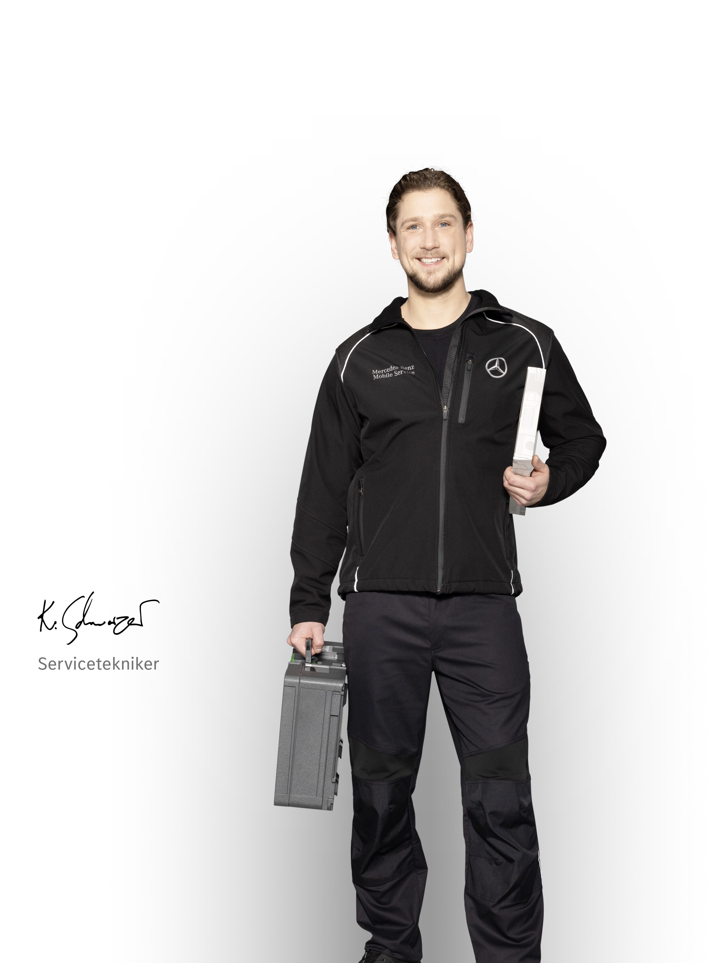 Mercedes-Benz Mobile Service tekniker klar til at hjælpe.