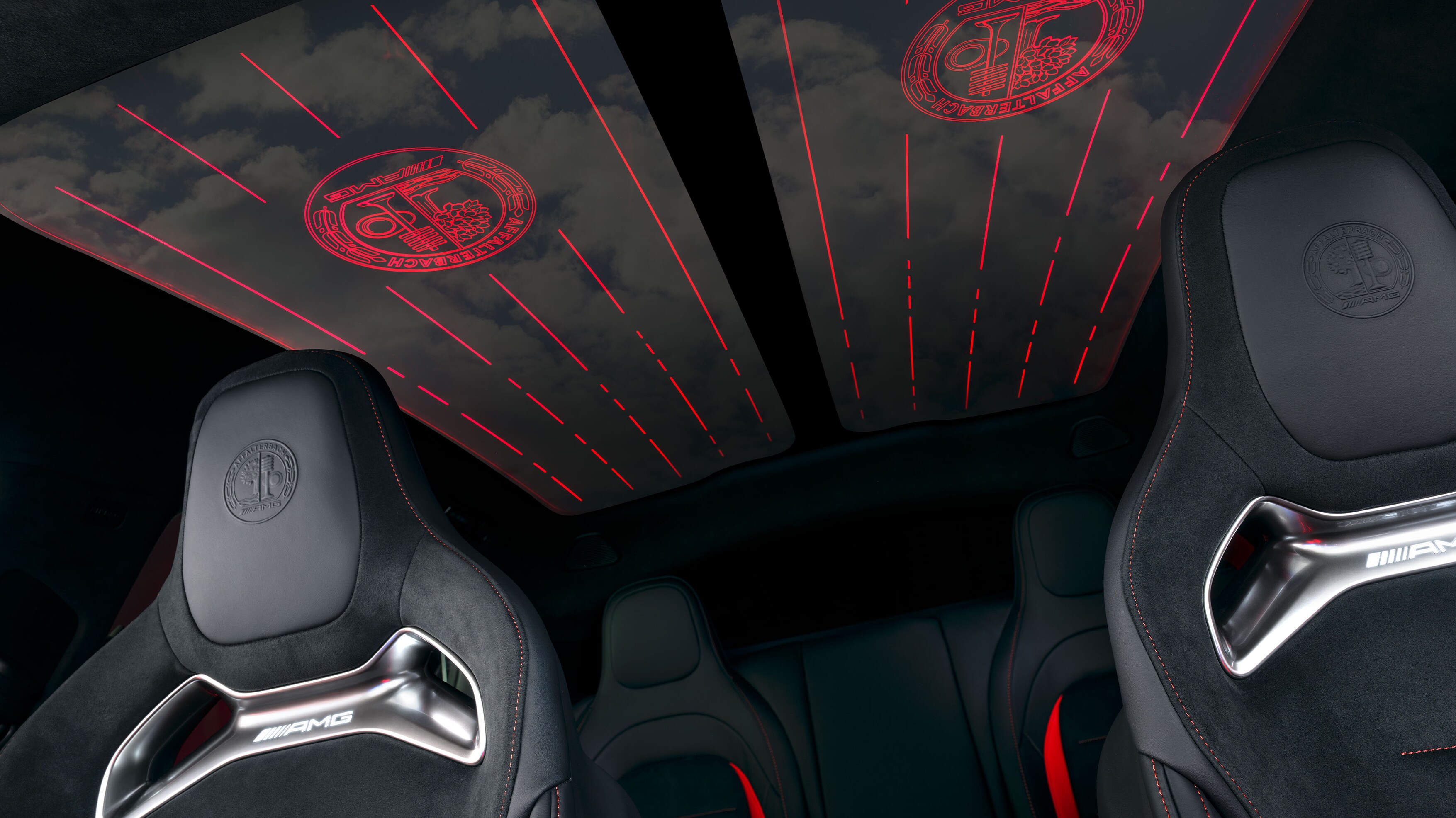 Den helt ny Mercedes-AMG GT 4-dørs coupé fra Mercedes-AMG.