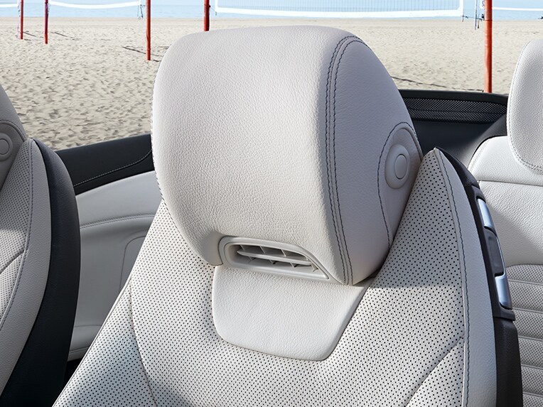 AIRSCARF-varme til hovedområdet i Mercedes-Benz C-Klasse cabriolet.