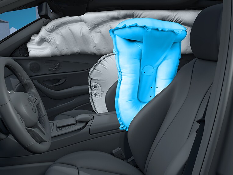 Mercedes-Benz C-Klasse stationcar med midterairbag.