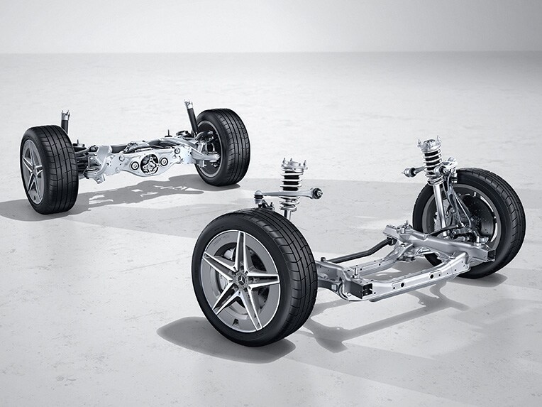 Undervognen på Mercedes-Benz C-Klasse sedan.