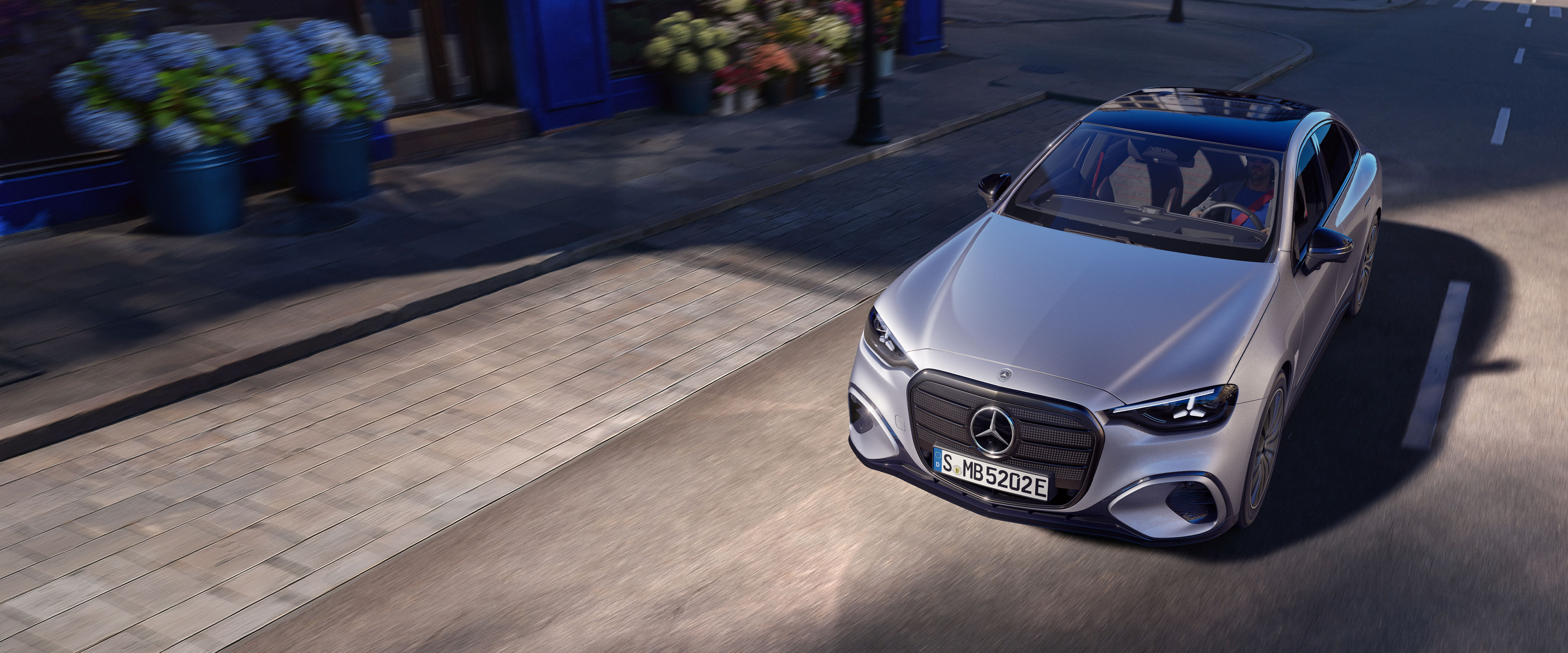 Den nye elektriske Mercedes-Benz C-Klasse set fra siden