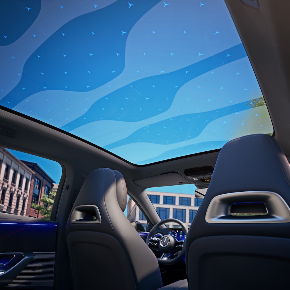 Panoramataget på den helt nye elektriske C-Klasse fra Mercedes-Benz.