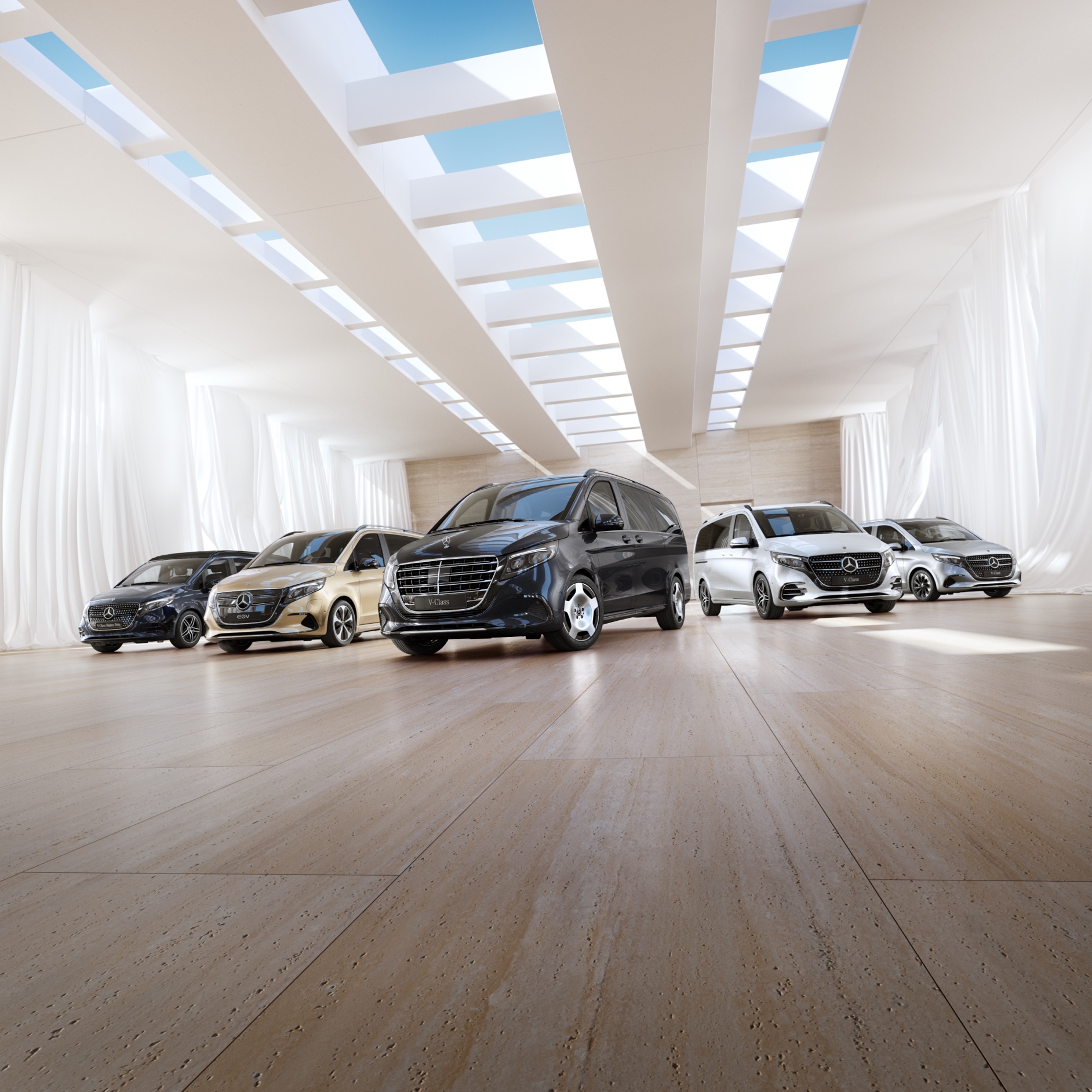 Alsidig komfort | MPV | Mercedes-Benz Vans Mercedes-Benz van- og camper-modellerne står i et showroom