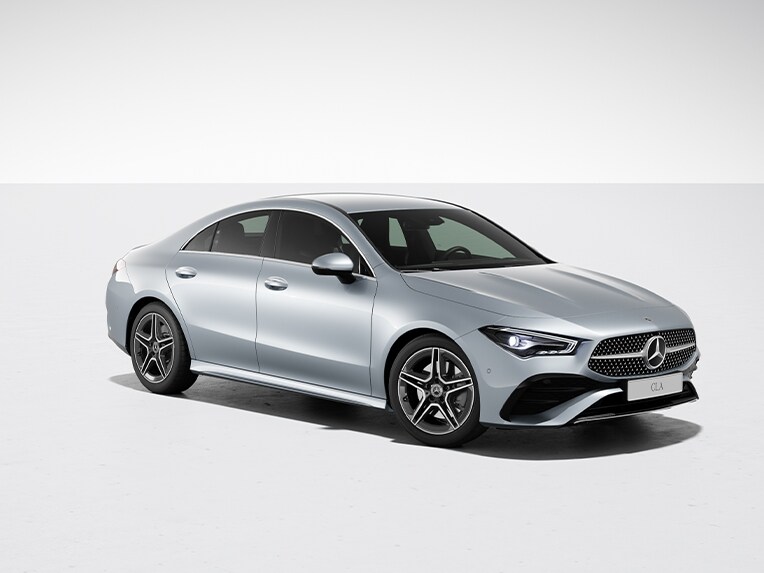 Mercedes-Benz CLA coupé med AMG Line.