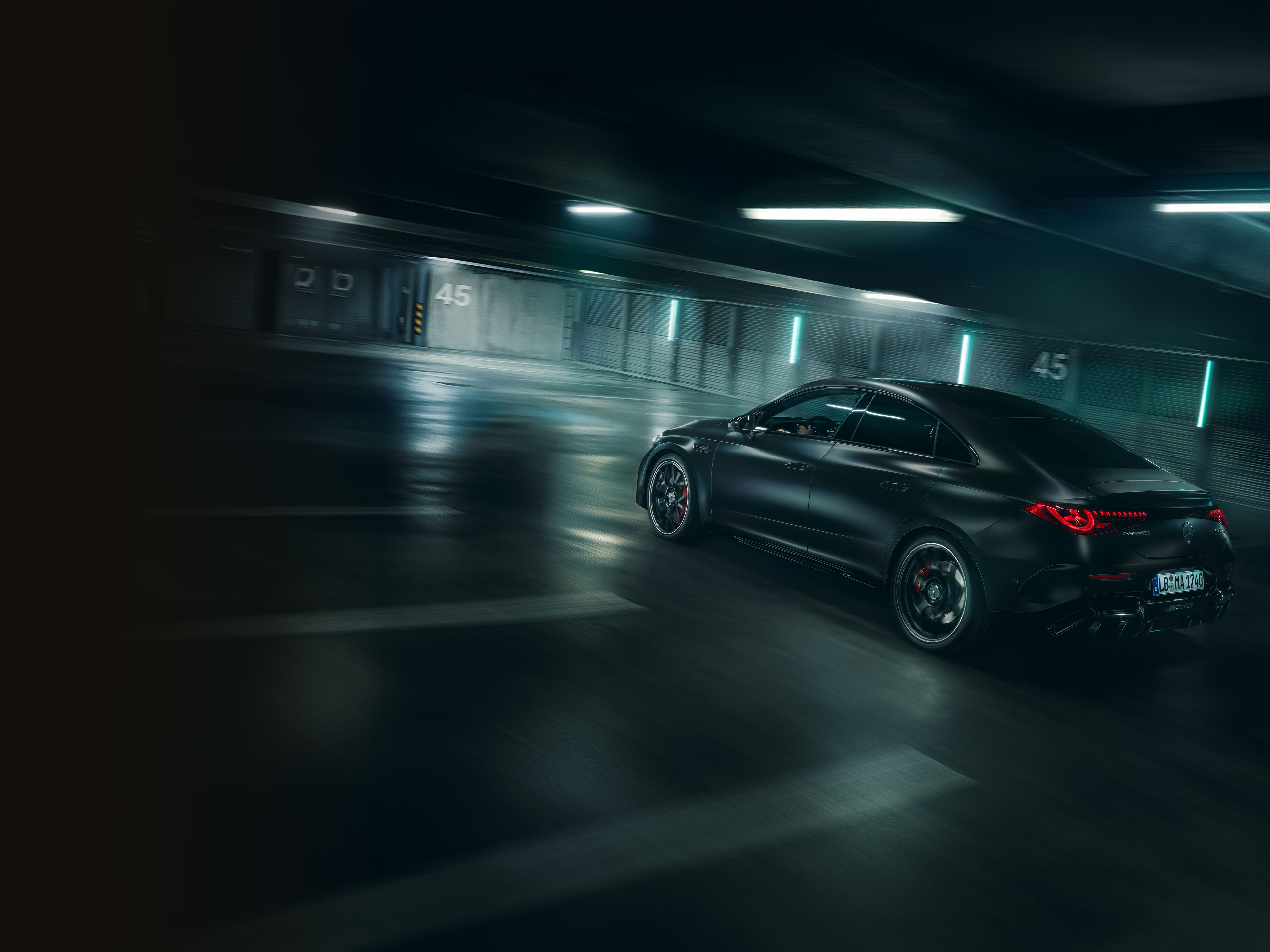 Ydeevne | CLA | Mercedes-AMG Ydelsen af den helt nye Mercedes-AMG CLA 45 elektriske 4MATIC+.