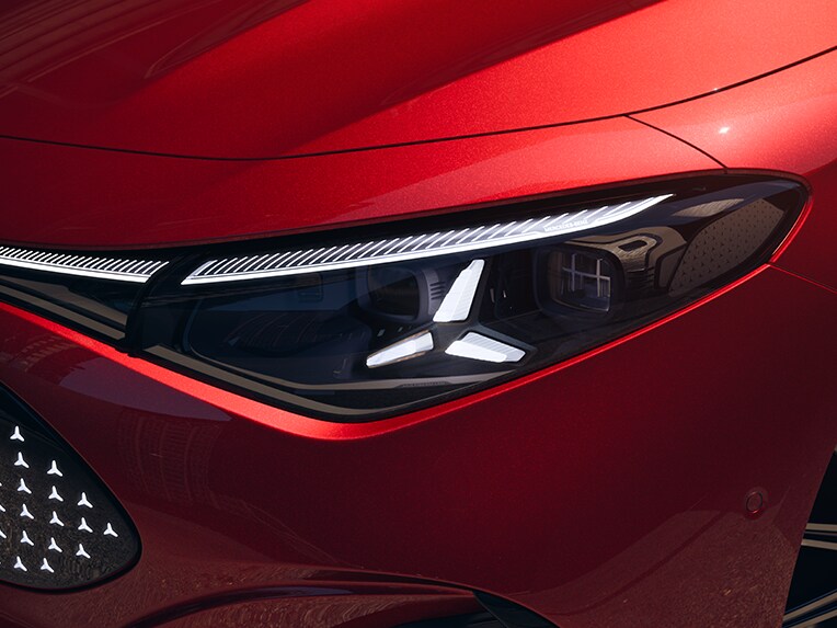MULTIBEAM LED til den helt nye CLA fra Mercedes-Benz.