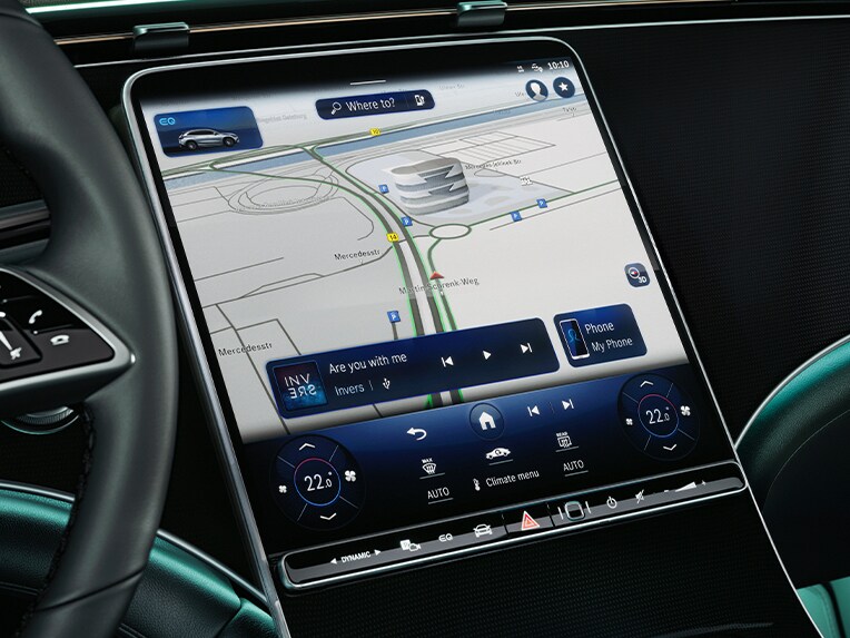 Navigation med Electric Intelligence i EQE SUV fra Mercedes-Benz.