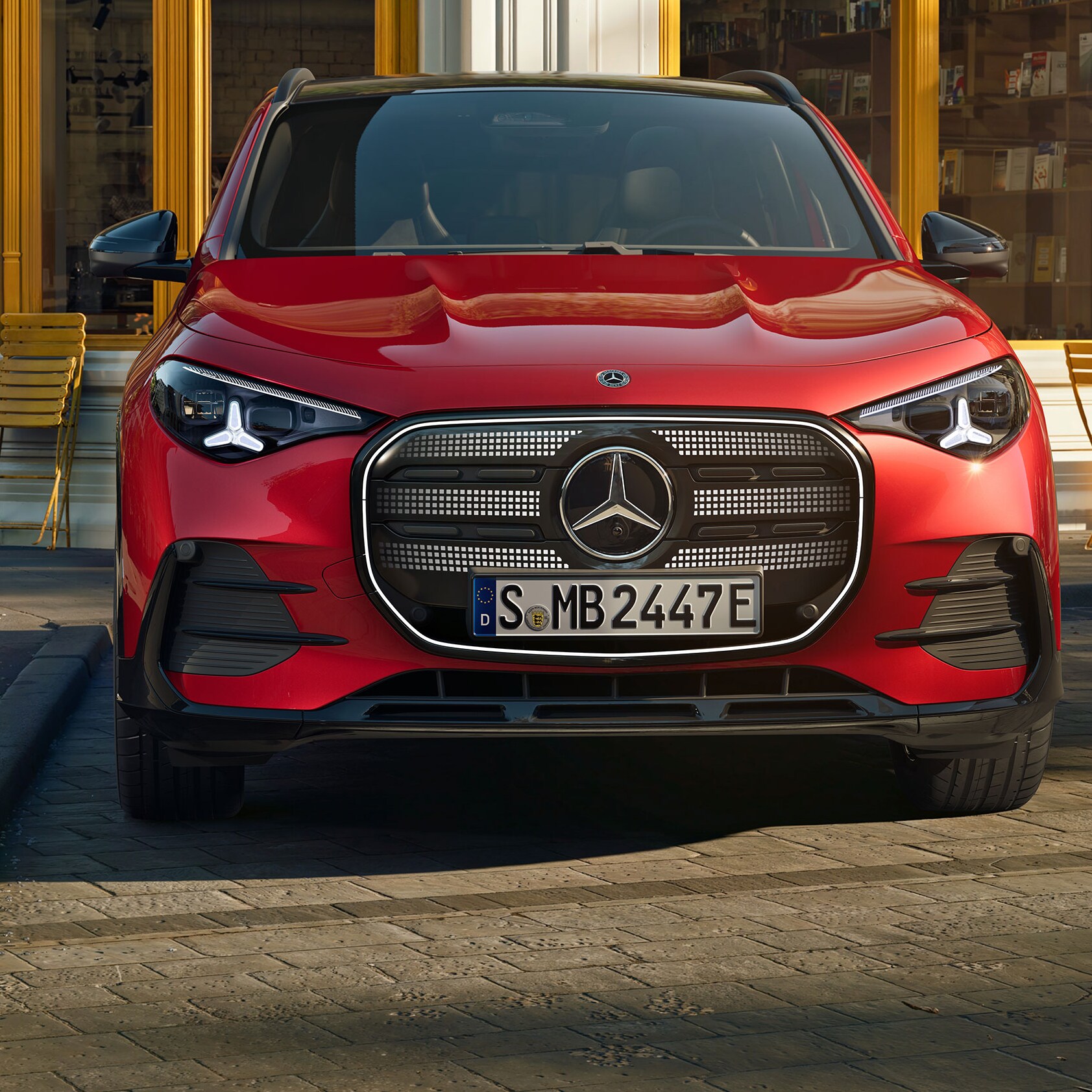 Teaser for åbningen af Mercedes-Benz Studio Copenhagen i Købmagergade 3