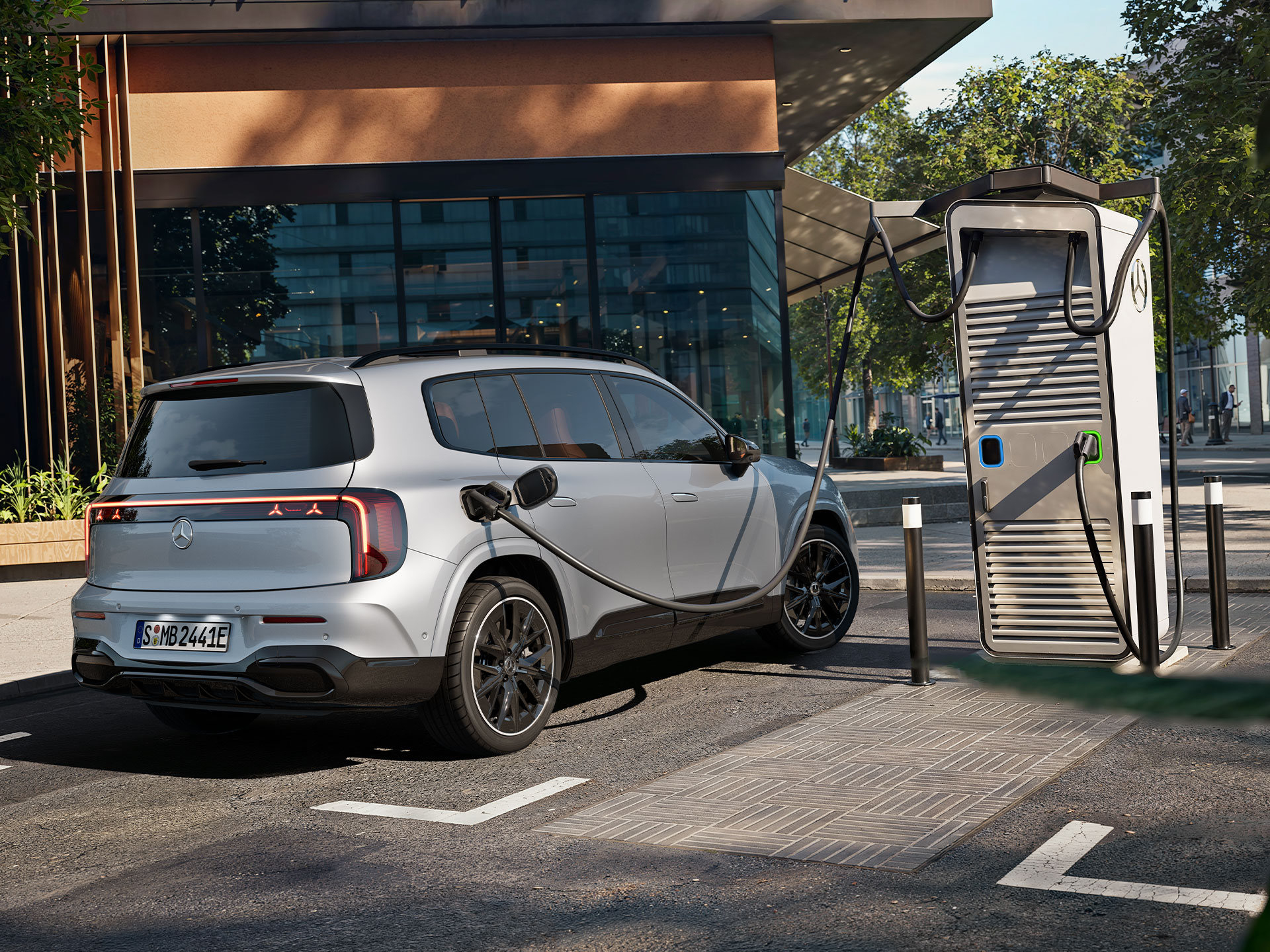 MB.CHARGE | Den helt ny elektriske GLB | Mercedes-Benz MB.CHARGE i den helt ny elektriske GLB.
