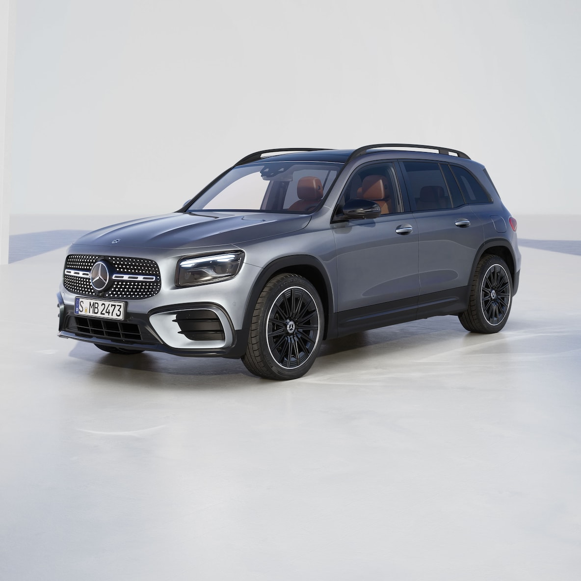 Frontalt sidebillede af en Mercedes-Benz GLB SUV.