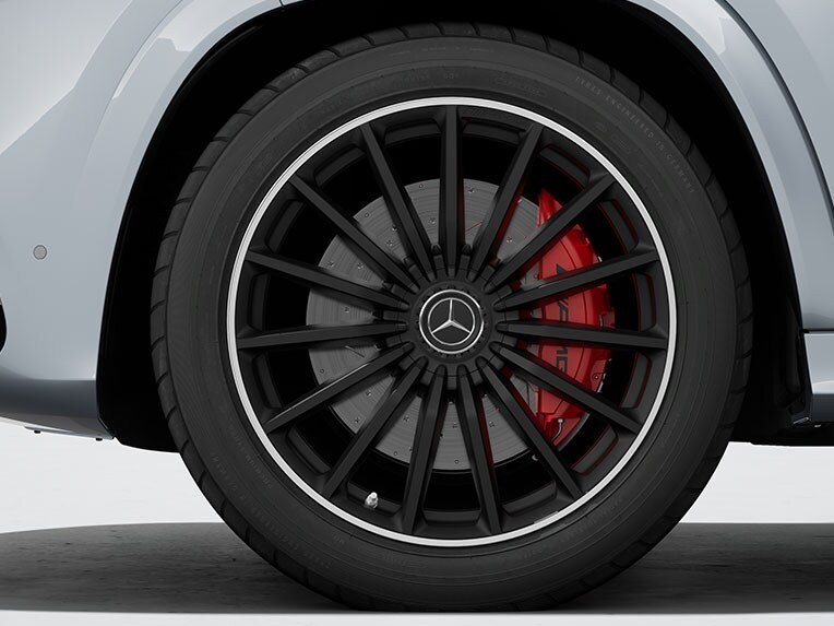 58,4 cm (23") AMG smedefælge i GLS 63 4MATIC+ fra Mercedes-AMG.