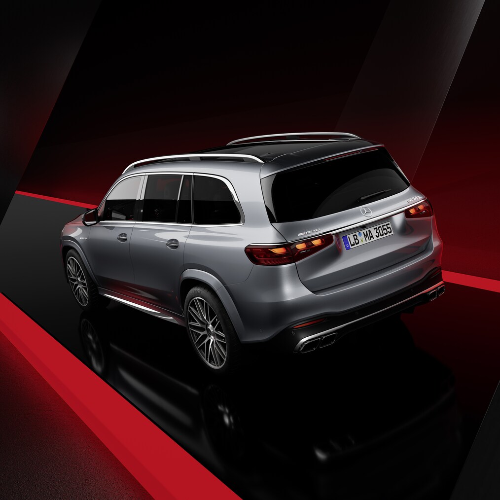 Endnu en dynamisk visning af en Mercedes-AMG GLS 63 4MATIC+ (kørebillede).