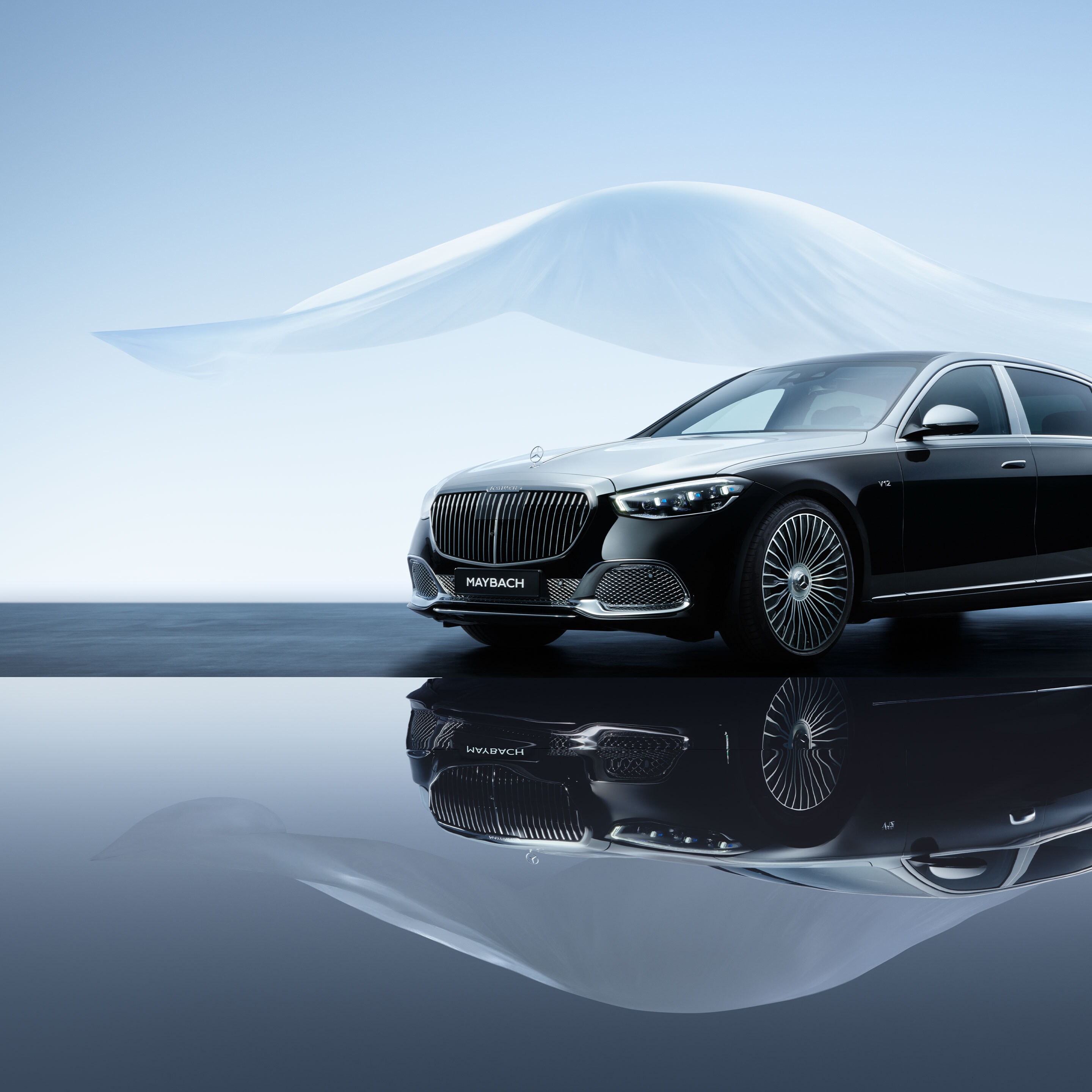 Mercedes-Maybach S-Klasse set fra siden.