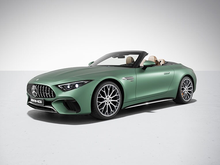 Mercedes-AMG SL 63 S E PERFORMANCE med AMG krompakke eksteriør.