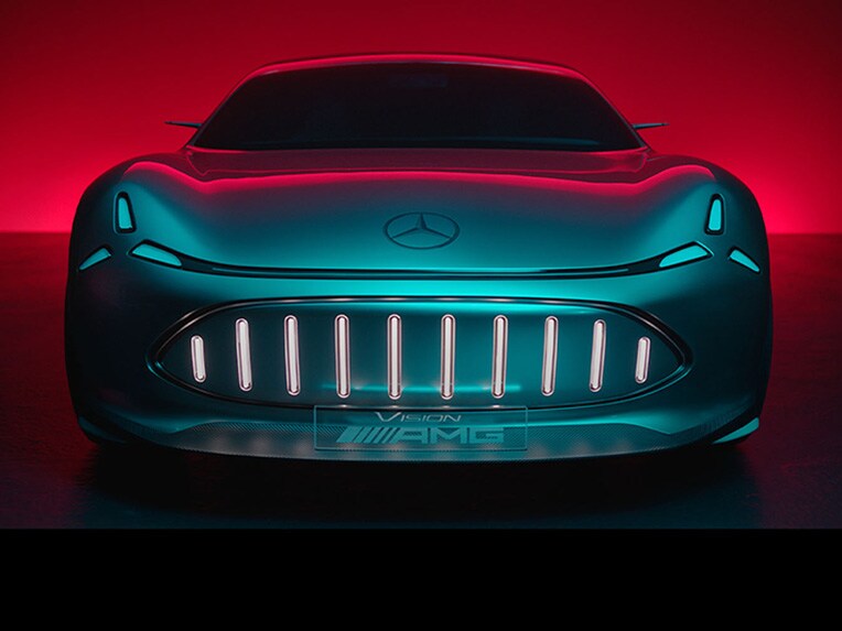 En detaljeret visning af et Mercedes-AMG logo.