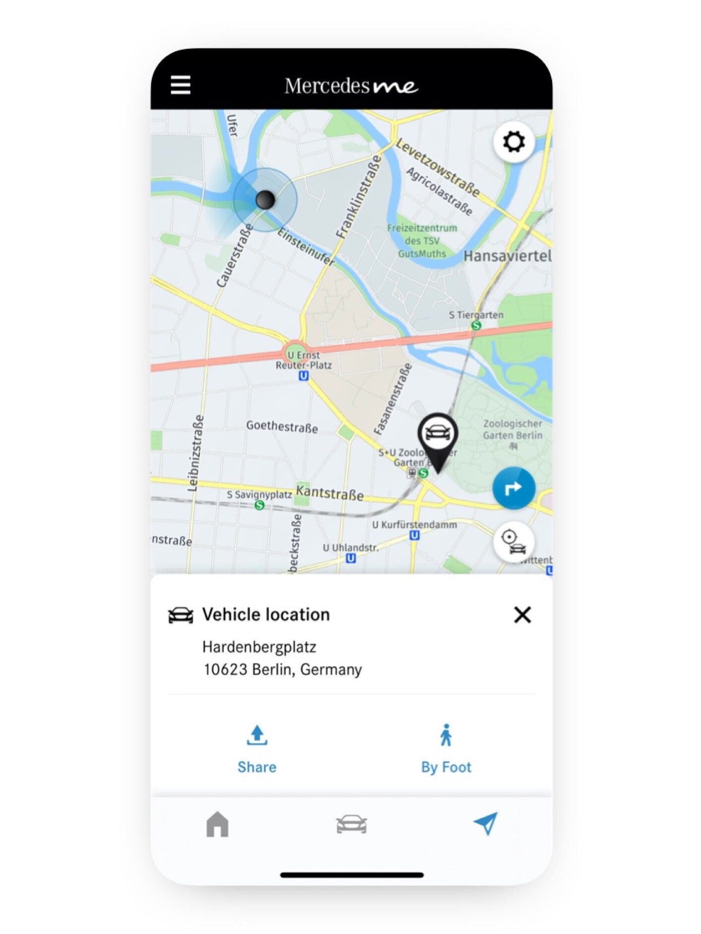 Bilens placering vises i Mercedes-Benz appen på en smartphone