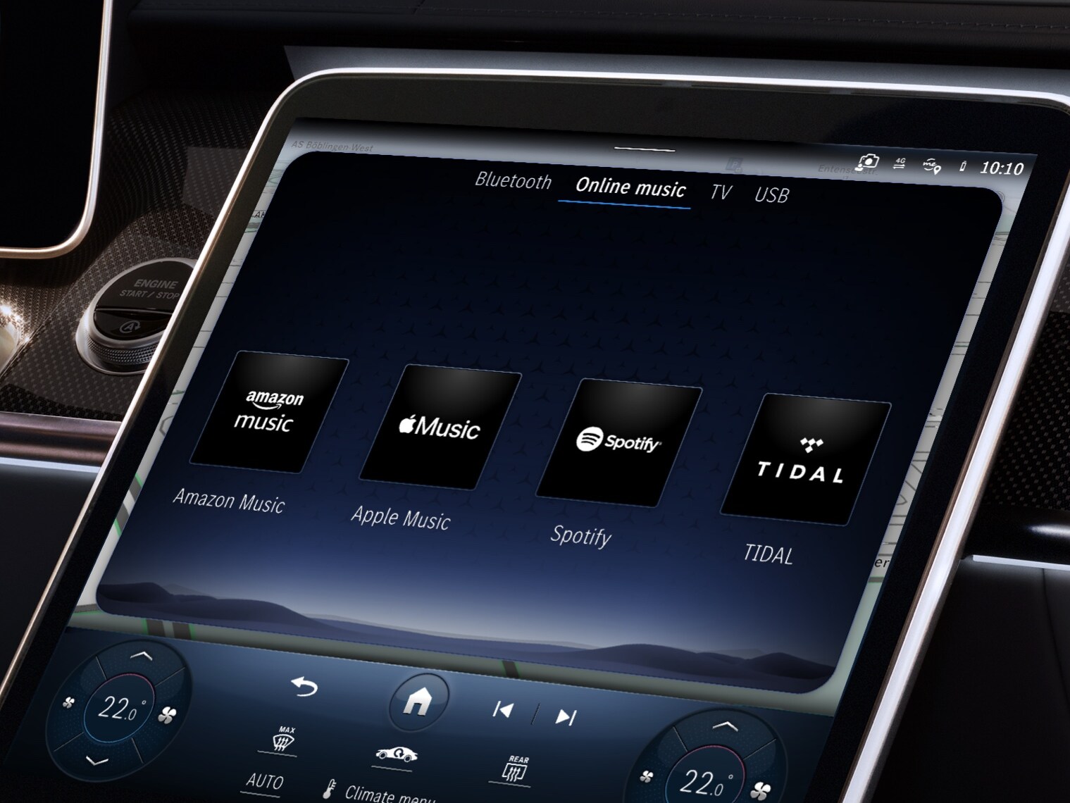 MBUX multimediesystemet i en Mercedes-Benz viser forskellige audiostreamingtjenester 