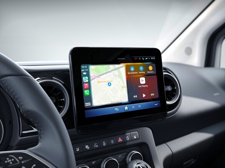 Skærm med smartphone-integration i Mercedes-Benz Citan Kassevogn