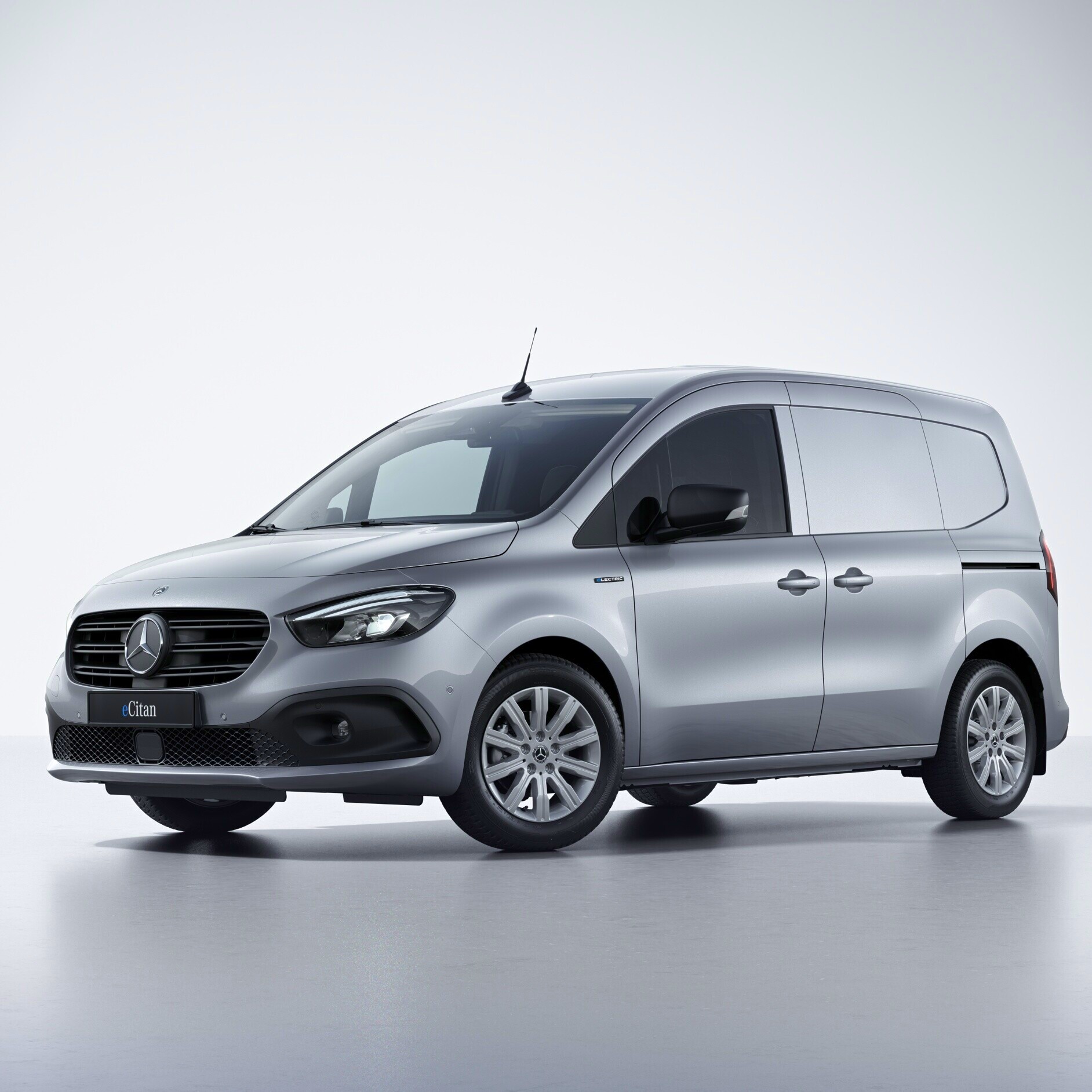 Digitale tjenester | eCitan kassevogn | Mercedes-Benz Intelligent konnektivitet takket være Digitale tjenester i Mercedes-Benz eCitan kassevogn.