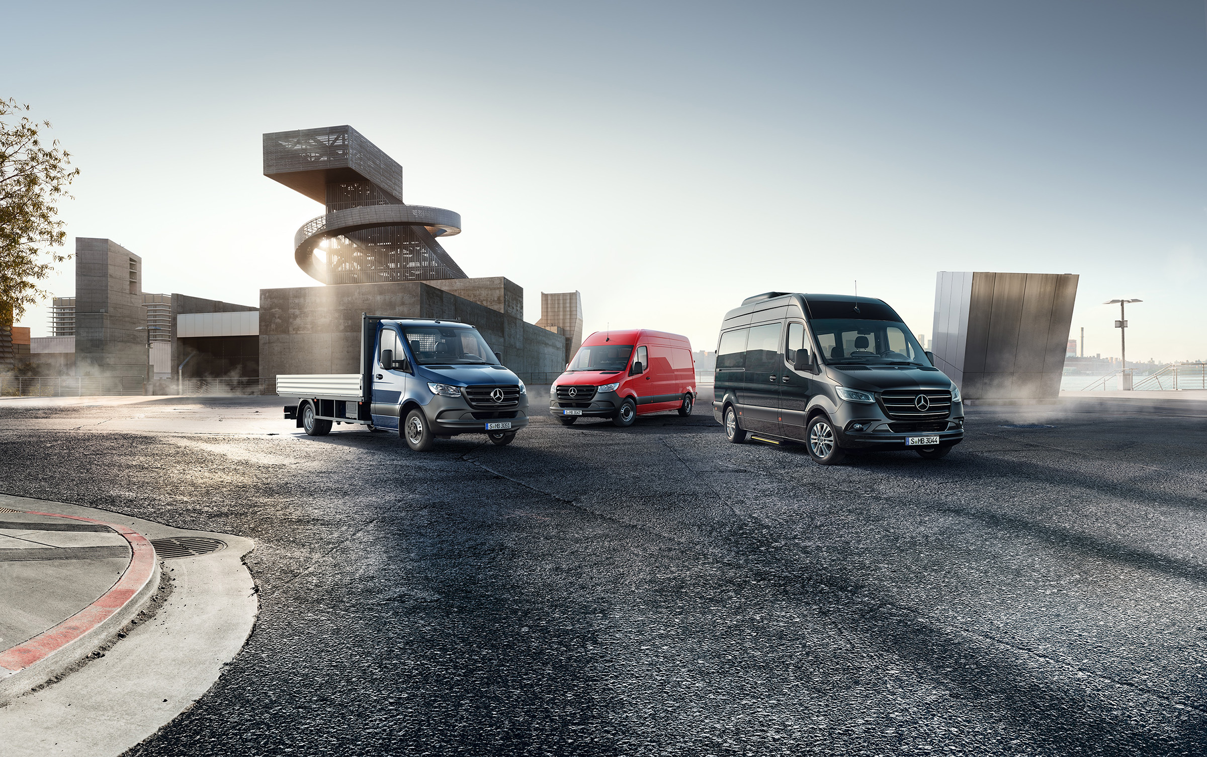 Sprinter varebiler | Mercedes-Benz Vans Forskellige typer Mercedes-Benz Sprinter i futuristisk landskab