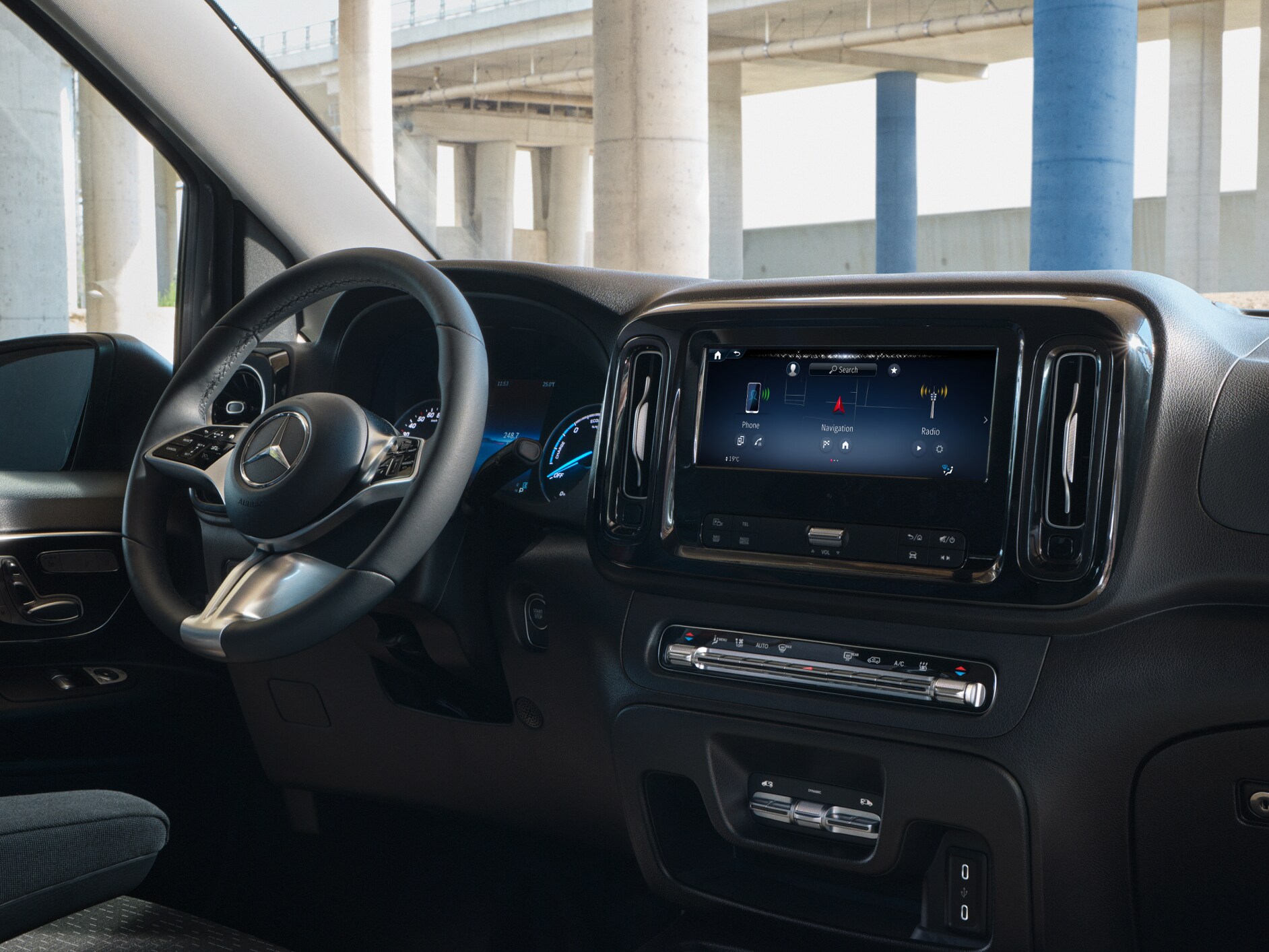 Den digitale tjeneste Hej Mercedes i MBUX multimediesystemet i eVito