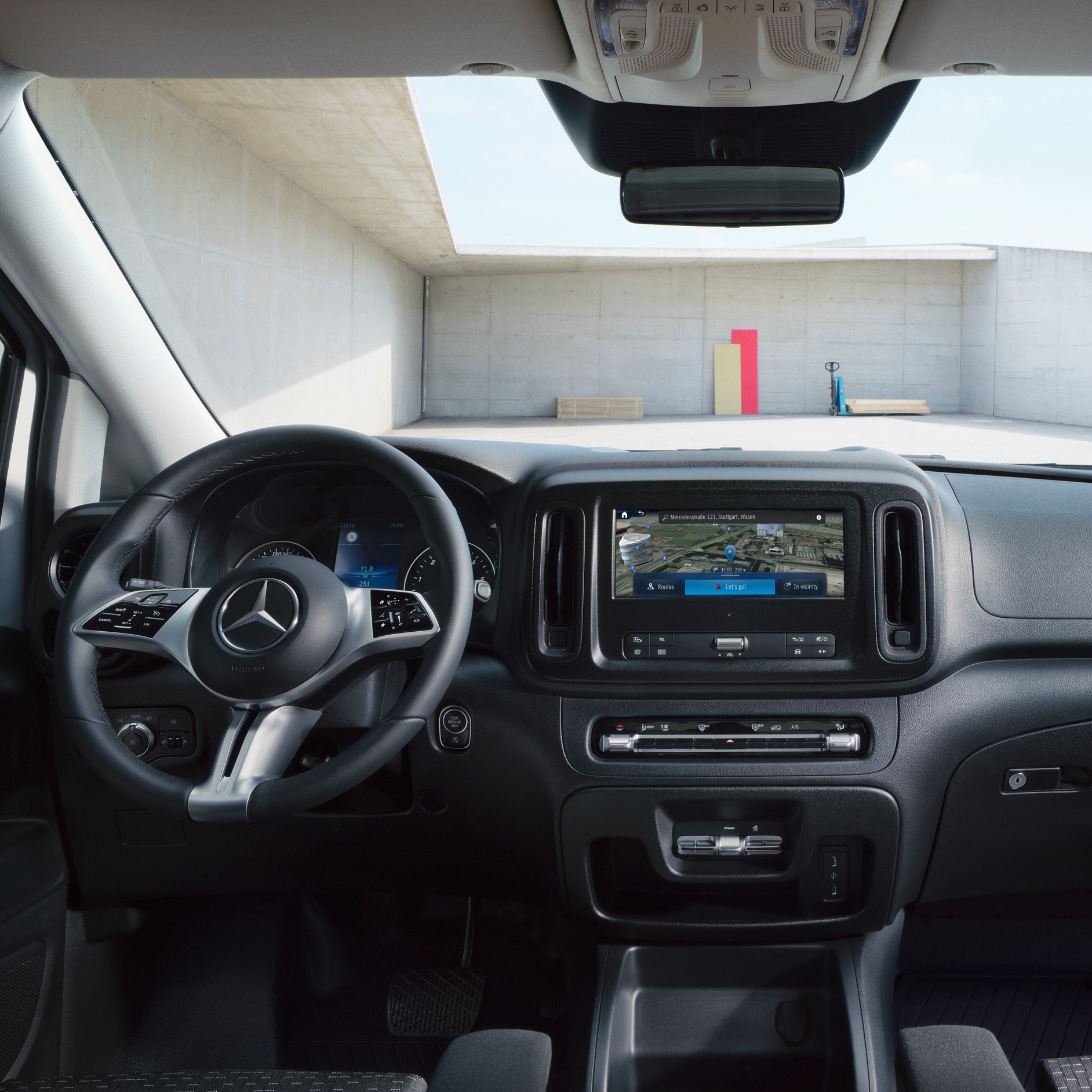Navigation til parkering | Digitale tjenester | Mercedes-Benz Den digitale tjeneste Navigation til parkering i MBUX-multimediasystemet i Mercedes-Benz Vito.