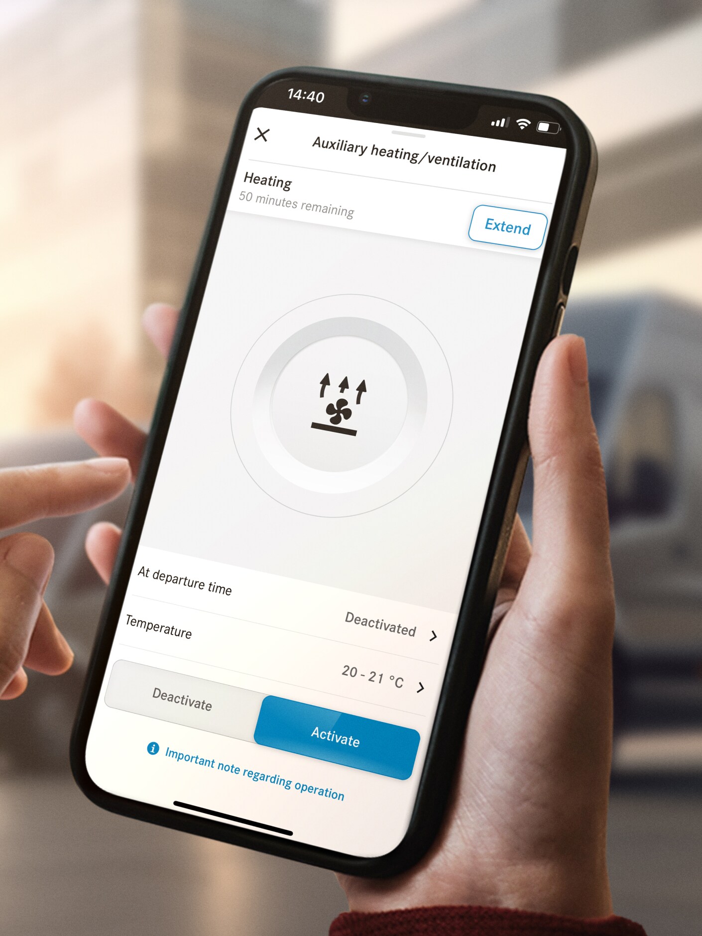 Den digitale tjeneste Parkeringsvarme/-ventilation vises på en smartphone