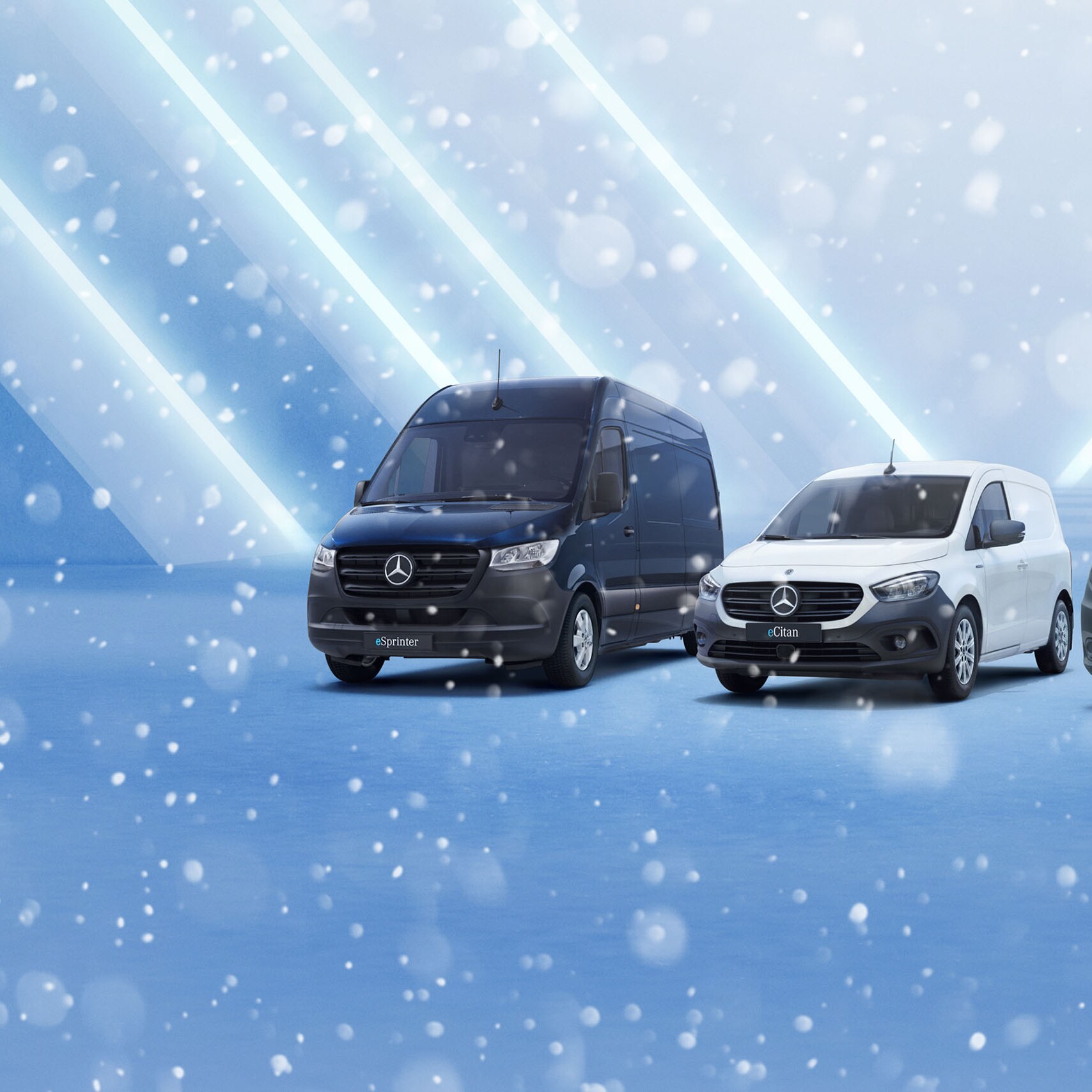 Mercedes-Benz eSprinter, eCitan og eVito ved siden af hinanden i let snevejr